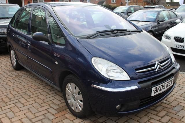 2005 CITROEN XSARA PICASSO 2.0 HDI 5d image 1