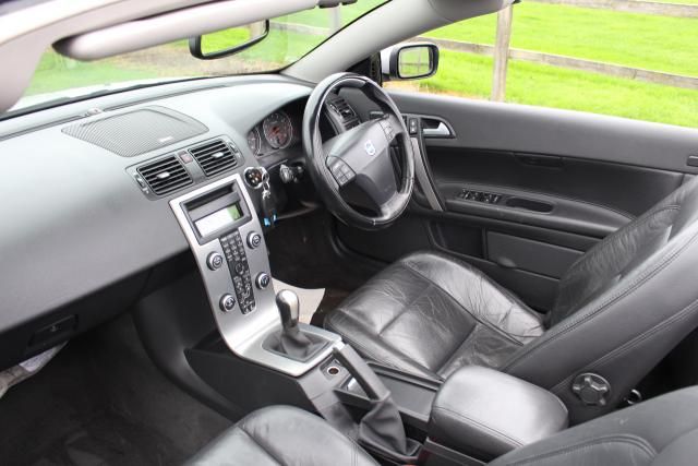 2006 VOLVO C70 2.5 T5 SE LUX 2d image 8