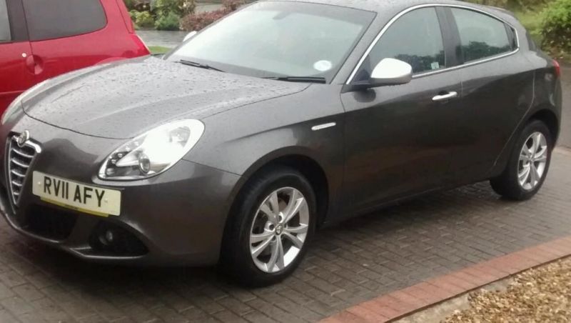 2011 Alfa Romeo Giulietta 2 JTDM image 7