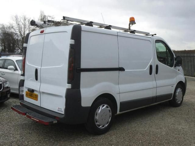 2006 Vauxhall Vivaro 1.9TD 2700 SWB image 4