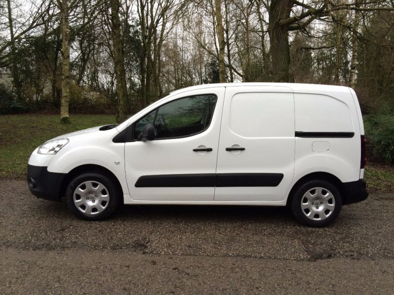 2012 Peugeot Partner 1.6HDi SE image 2