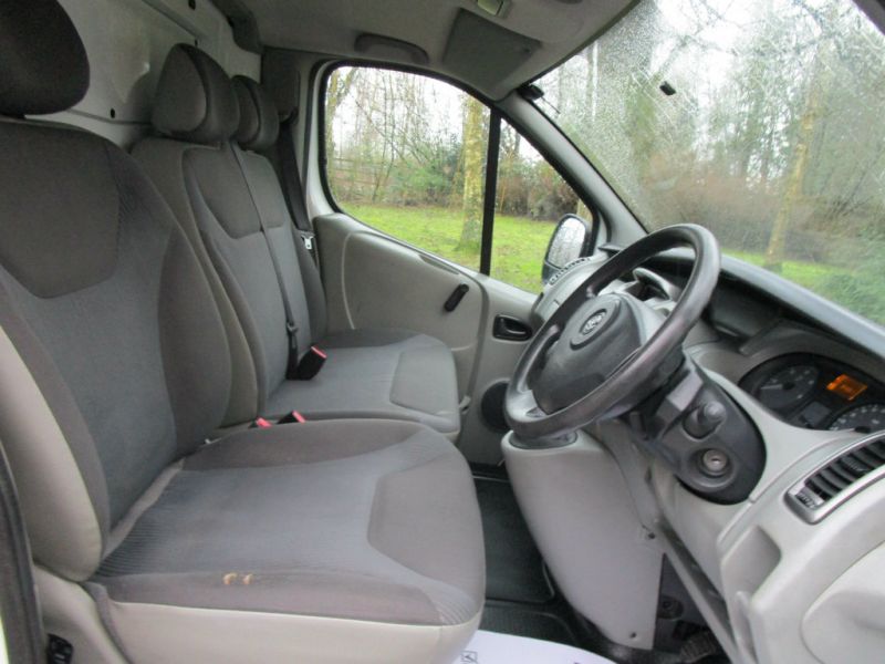 2006 Vauxhall Vivaro 1.9TD 2900 image 7