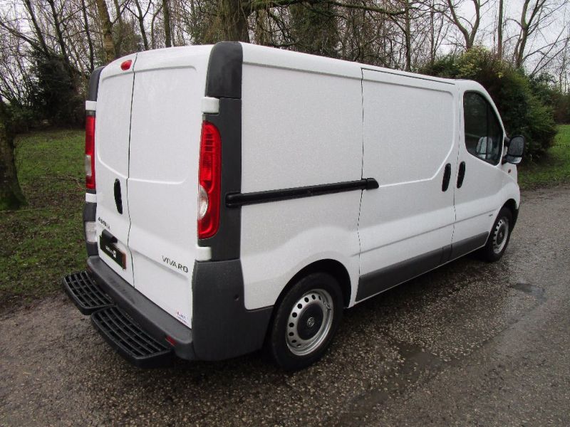 2007 Vauxhall Vivaro 2.0CDTi 2900 image 4