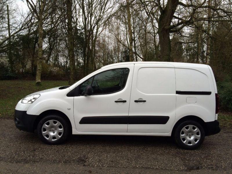 2012 Peugeot Partner 1.6HDi SE image 2