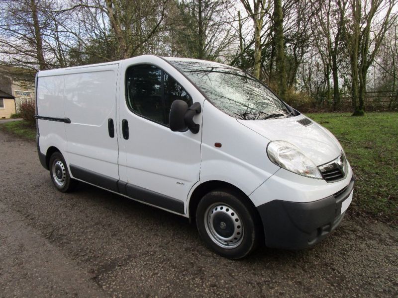 2007 Vauxhall Vivaro 2.0CDTi 2900 image 1