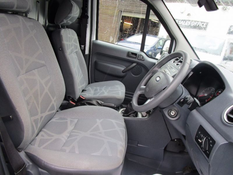 2012 Ford Transit Connect 1.8TDCi T230 image 8