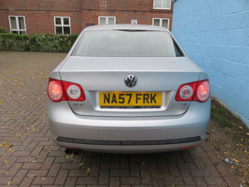 2007 Volkswagen Jetta Sport 1.4 TSi image 3