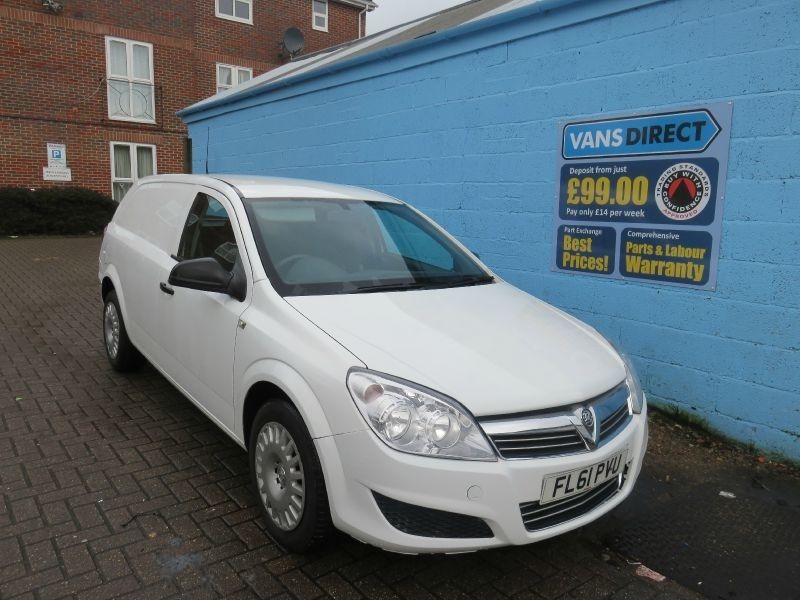 2011 Vauxhall Astra Club 1.7 CDTi image 1