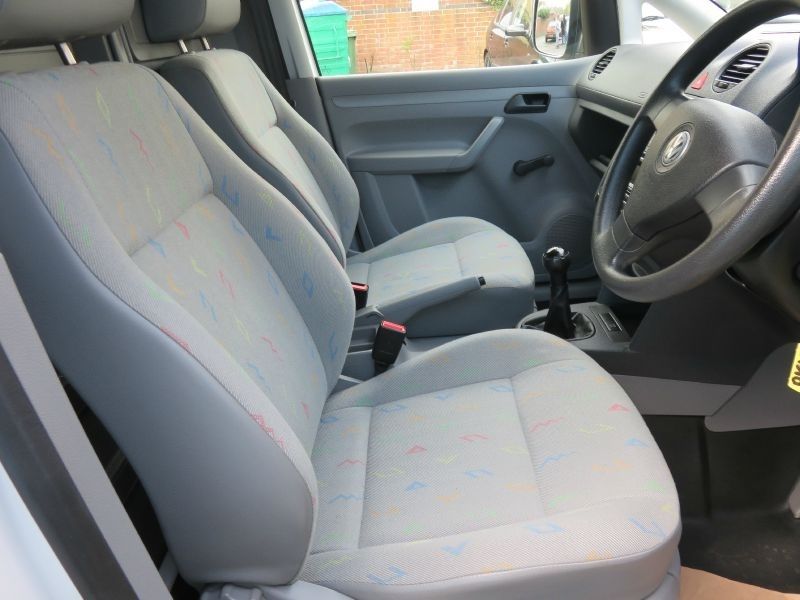 2010 Volkswagen Caddy Maxi C20 1.9 TDi image 6