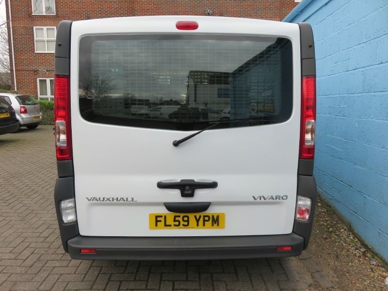 2009 Vauxhall Vivaro 2900 CDTi image 3