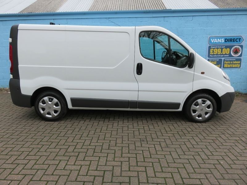 2011 Vauxhall Vivaro 2700 2.0 CDTi image 5