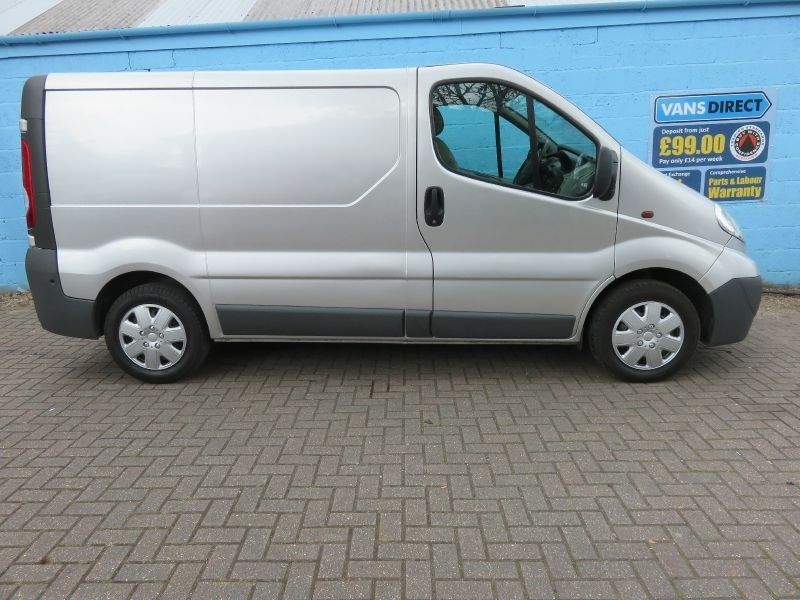 2011 Vauxhall Vivaro 2700 2.0 CDTi image 5