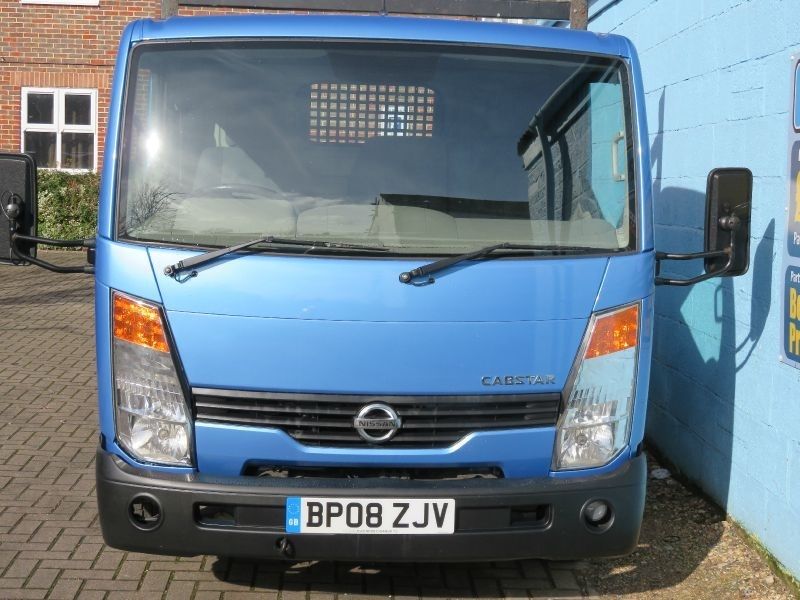 2008 Nissan Cabstar 35.13 3.0 DCi image 2