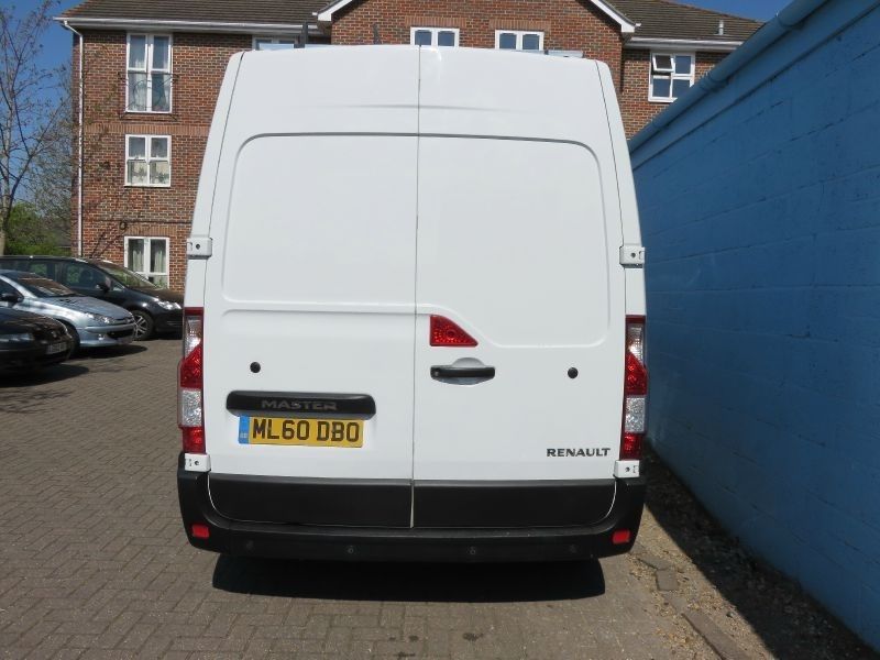 2010 Renault Master MM35 DCi image 3