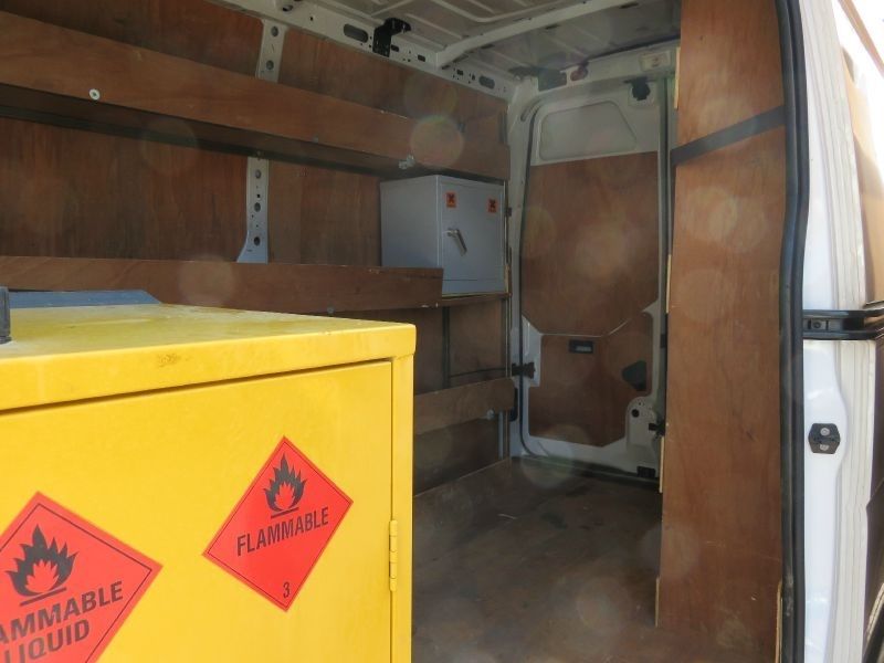 2010 Renault Master MM35 DCi image 9