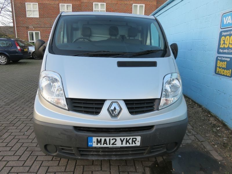 2012 Renault Trafic SL27 DCi image 2