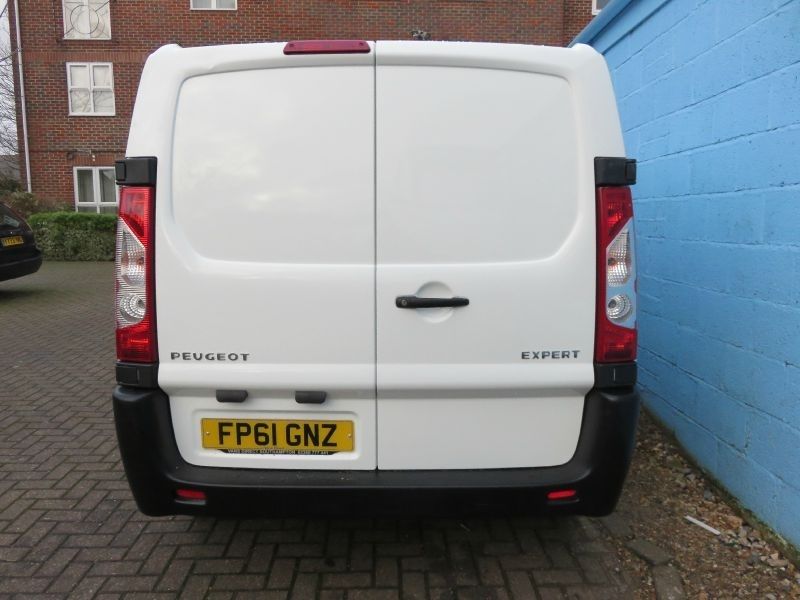 2011 Peugeot Expert Professional 2.0 HDi image 3