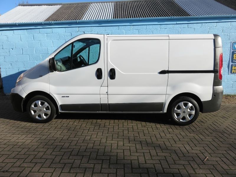 2011 Renault Trafic SL29 DCi image 4