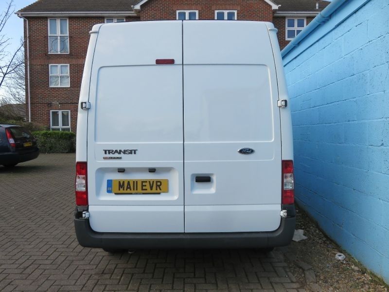 2011 Ford Transit T330 2.4 TDCi image 3