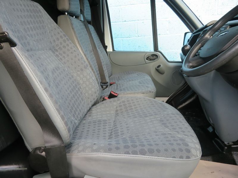 2011 Ford Transit T330 2.4 TDCi image 6