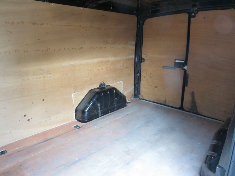 2011 Ford Transit T260 Trend 2.2 TDCi image 9