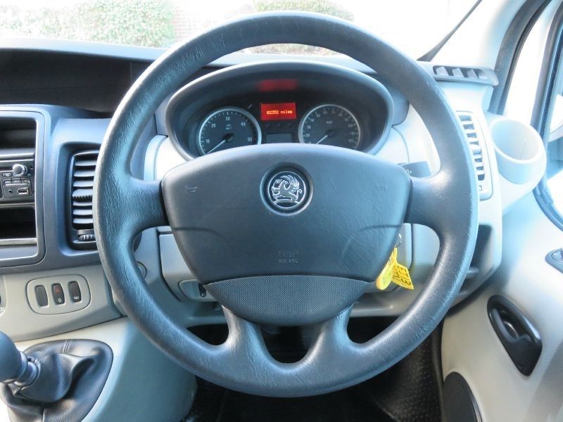 2013 Vauxhall Vivaro 2700 2.0 CDTi image 7