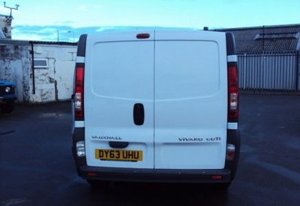 2013 Vauxhall Vivaro 2.0CDTi image 3
