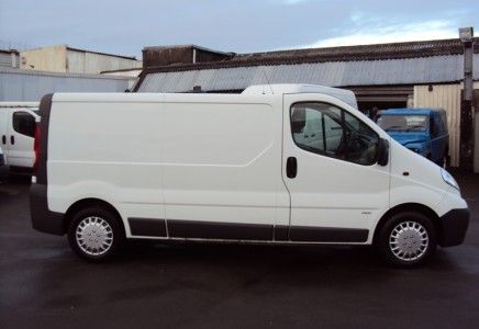 2013 Vauxhall Vivaro 2.0CDTi image 4