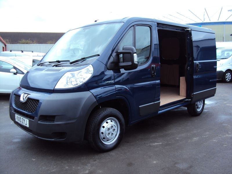2010 Peugeot Boxer 2.2HDi image 1