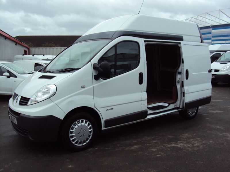 2011 Renault Trafic 2.0dCi image 1