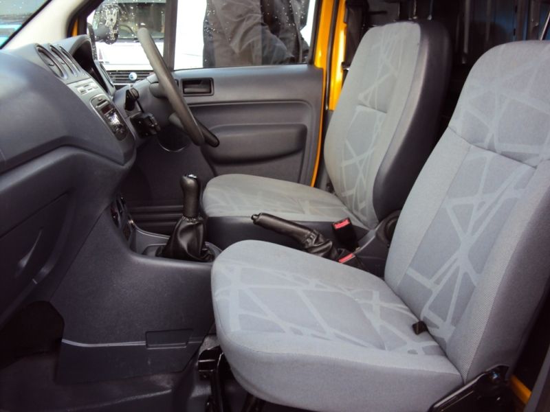 2011 Ford Transit Connect 1.8TDCi image 7