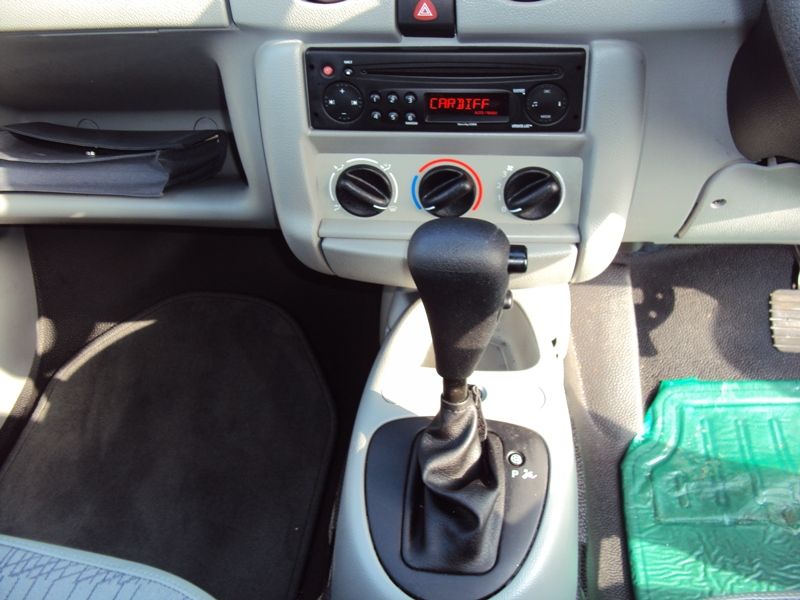 2007 Renault Kangoo SL16 image 8