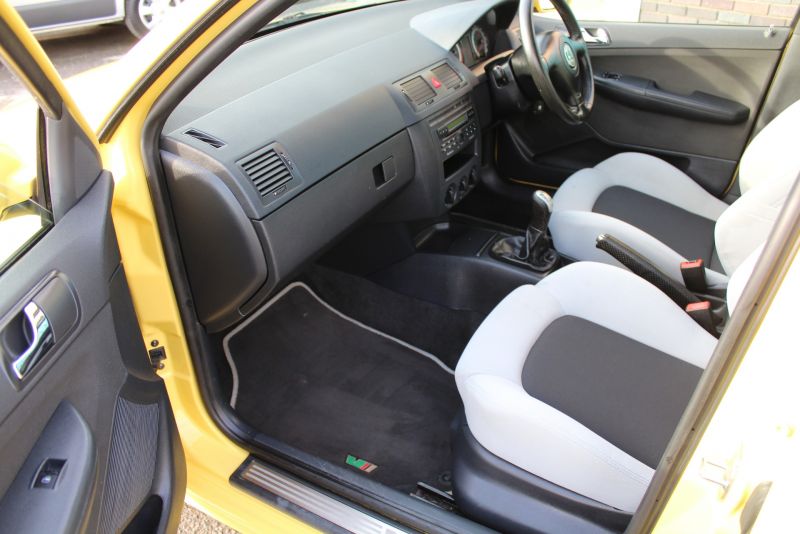 2005 Skoda Fabia Vrs 1.9 Tdi image 6