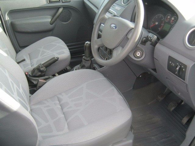 2012 Ford Transit Connect 1.8TDCi image 6