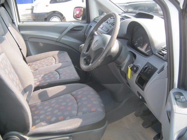 2010 Mercedes-Benz Vito 2.2CDi image 8