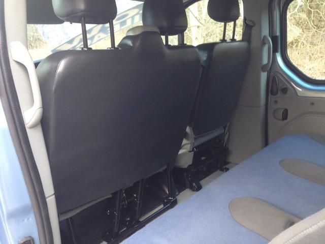 2013 Renault Trafic 2.0 Ll29 Sport Dci 5D image 8