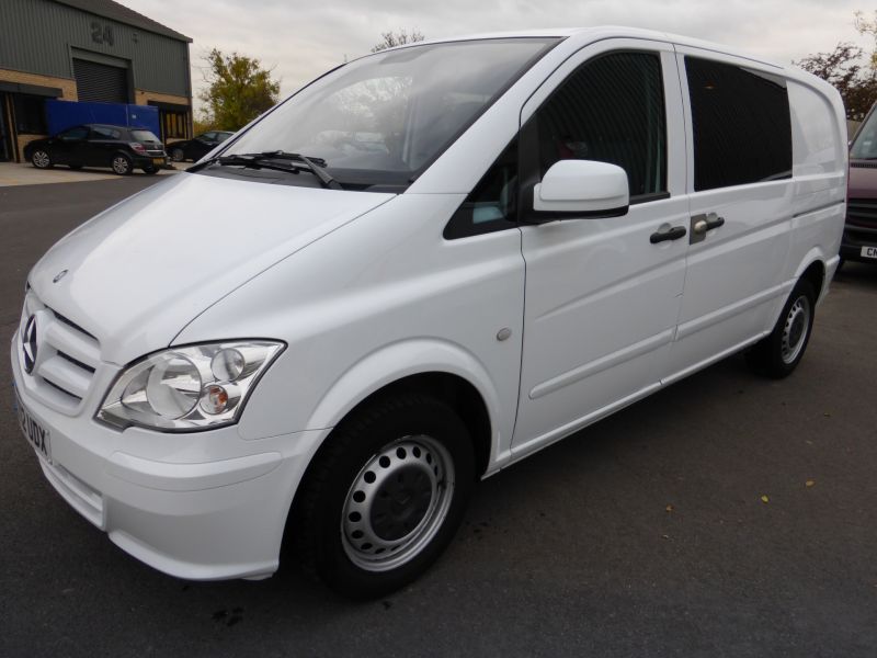 2012 Mercedes Vito 113 Cdi image 3