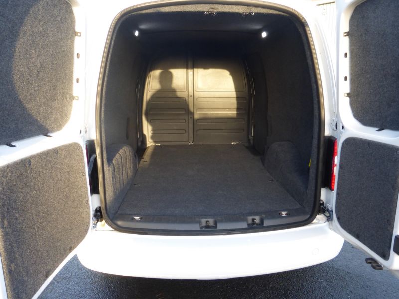 2012 Volkswagen Caddy Maxi C20 Tdi image 9