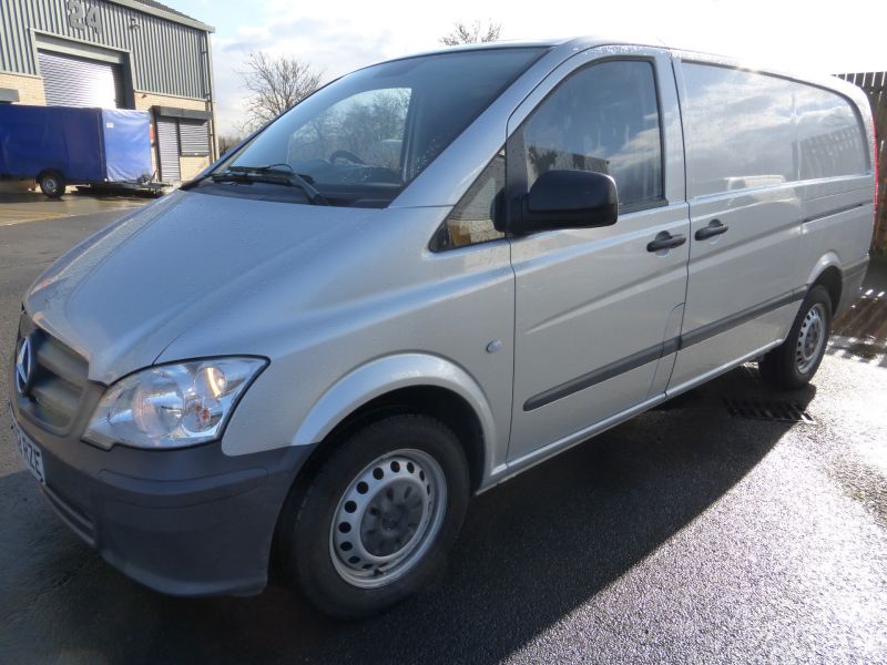 2012 Mercedes-Benz Vito 113 Cdi image 2