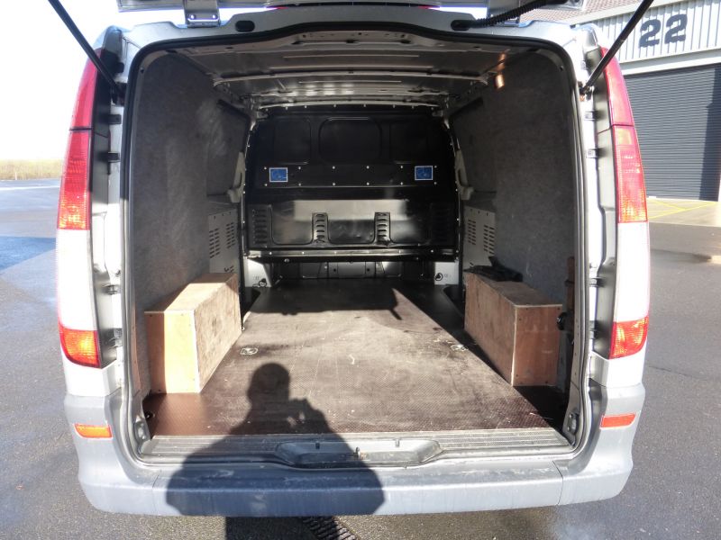 2012 Mercedes-Benz Vito 113 Cdi image 8