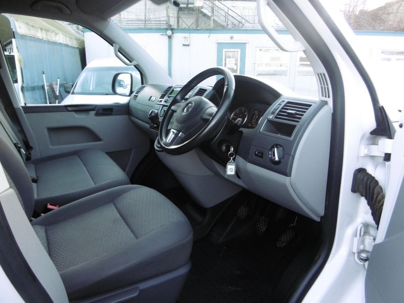 2014 Volkswagen Transporter T30 102 Tdi image 7