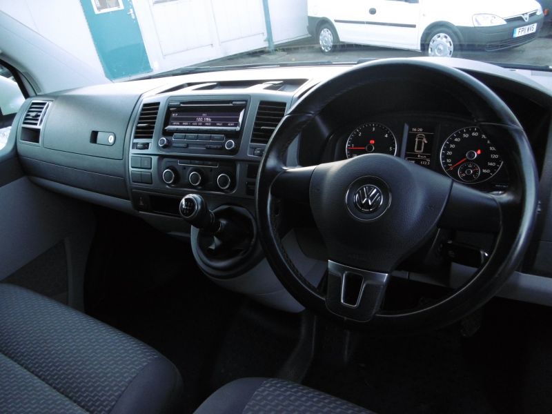 2014 Volkswagen Transporter T30 102 Tdi image 8