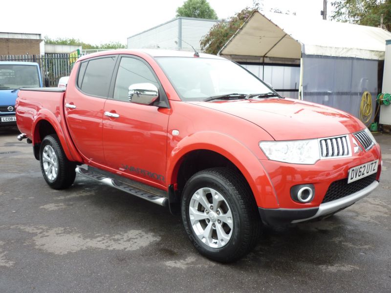 2012 Mitsubishi L200 Di-D 4X4 Warrior image 1