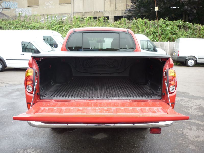 2012 Mitsubishi L200 Di-D 4X4 Warrior image 4