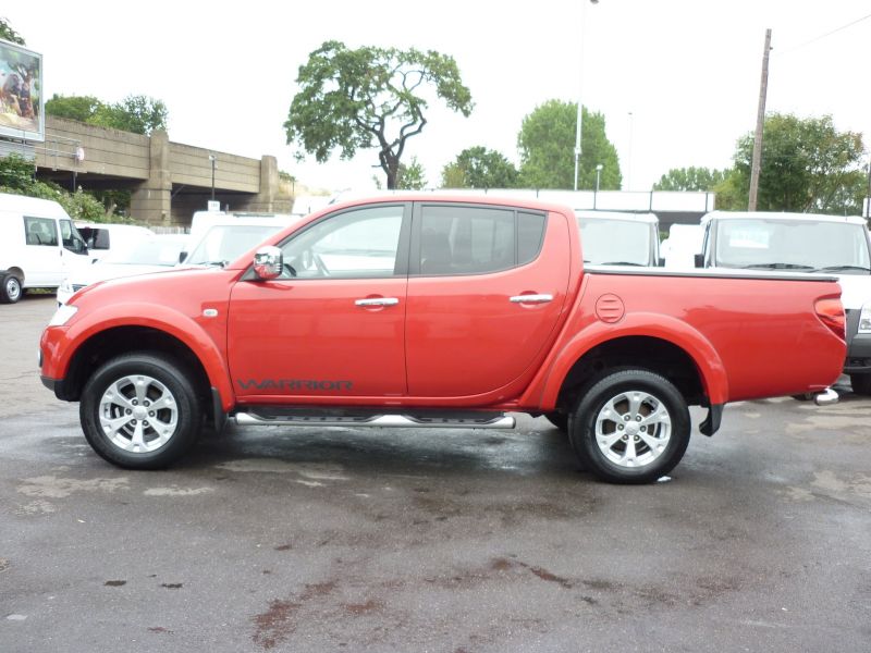 2012 Mitsubishi L200 Di-D 4X4 Warrior image 5