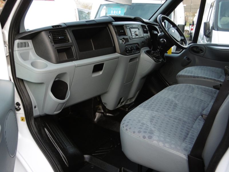 2013 Ford Transit 350/125 image 8
