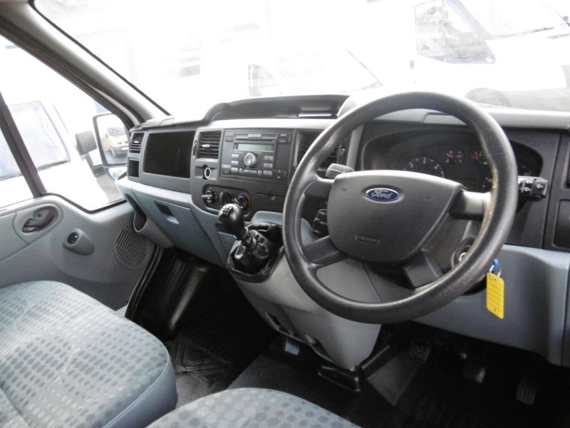 2013 Ford Transit 350/125 image 8