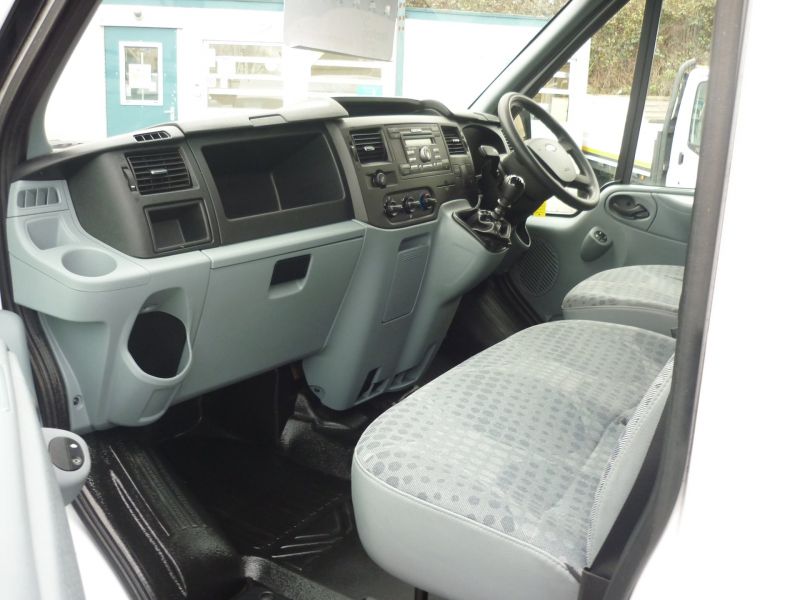 2012 Ford Transit 350/125 RWD image 9