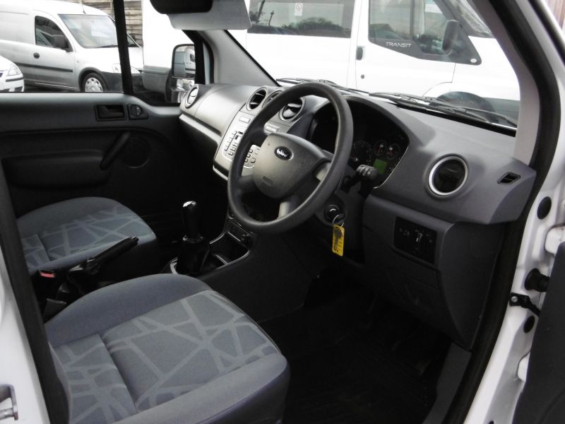 2012 Ford Transit Connect T220 image 7