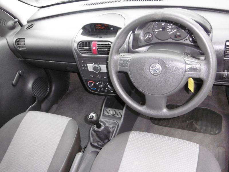 2011 Vauxhall Combo 1.3 Cdti image 7